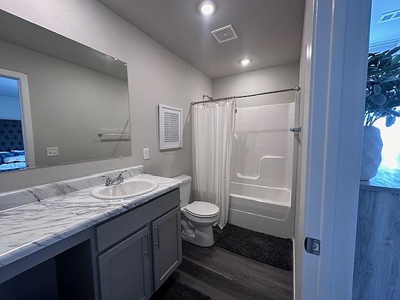4th image of 465 S Pittman St