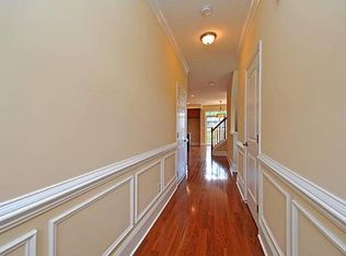 668 Keely St, Philadelphia, PA 19128