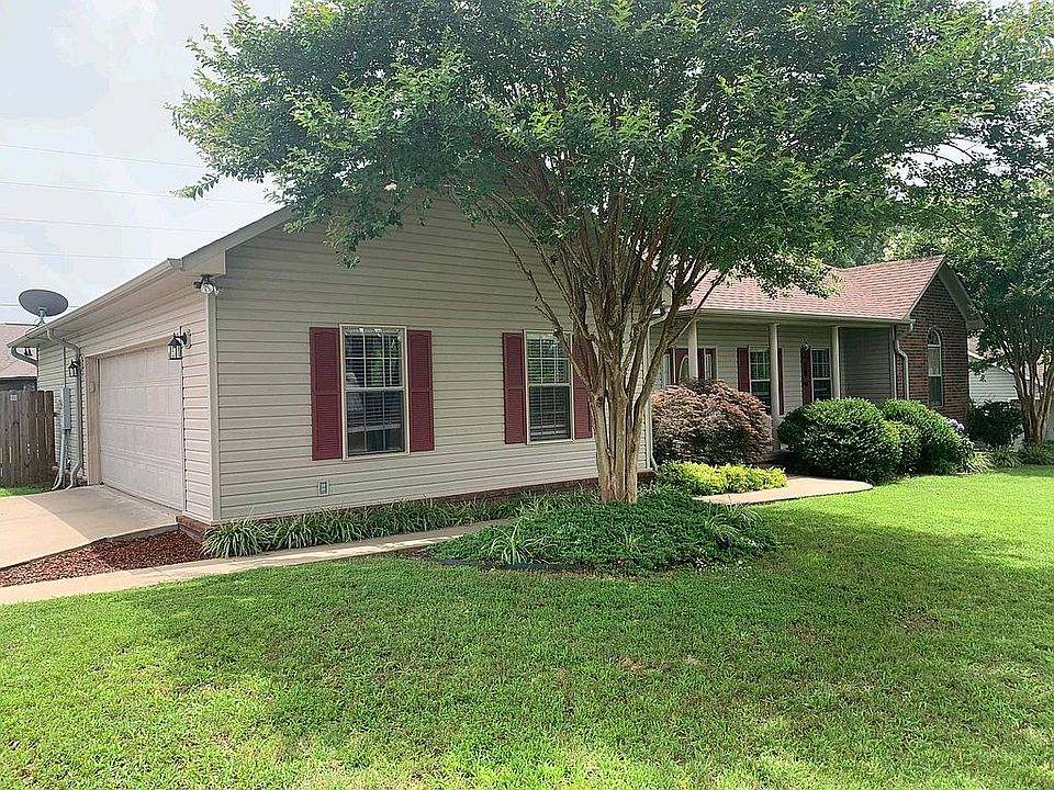 1st image of 49 Horton Hills Dr