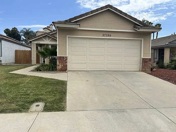27789 Cloud Dance Ct