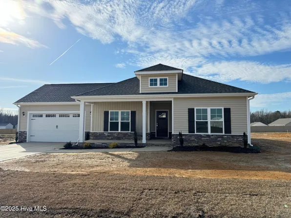 205 Dunbar Hill Drive, Fremont, NC 27830