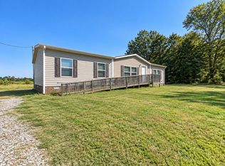 135 Charlie Lewis Rd, Trenton, TN 38382