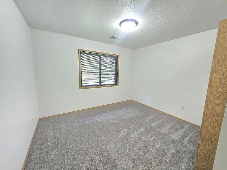 Prairie Gardens Apartments — Photo 48