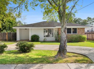 9441 Sharla Dr, New Orleans, LA 70123