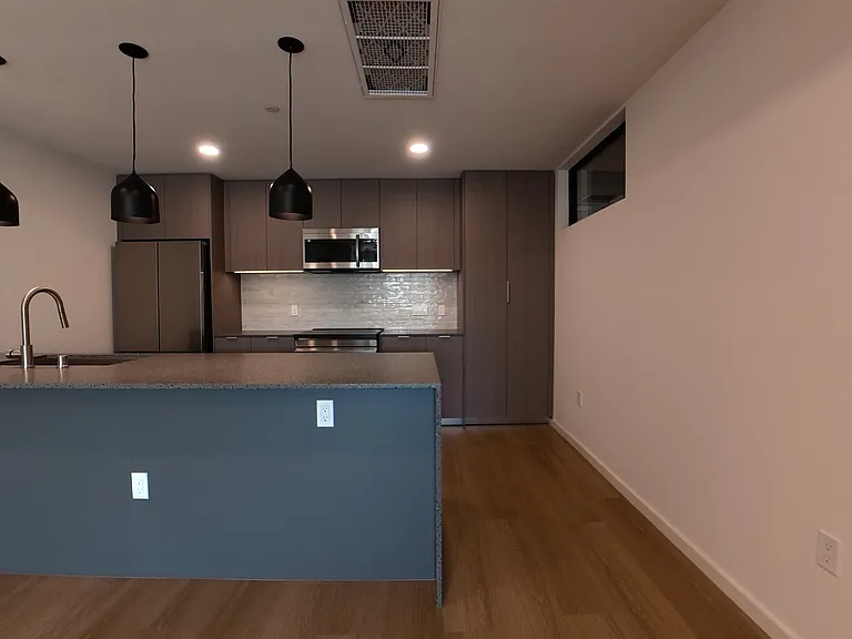 5119 Colfax Ave #203 — Photo 11