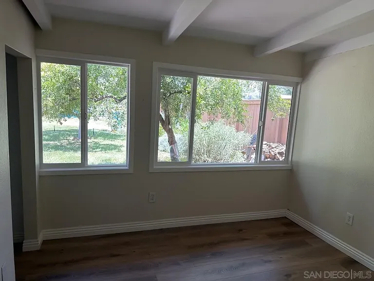 13919 York Ave — Photo 42