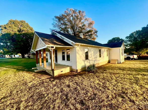 610 E Main Ave, Taylorsville, NC 28681