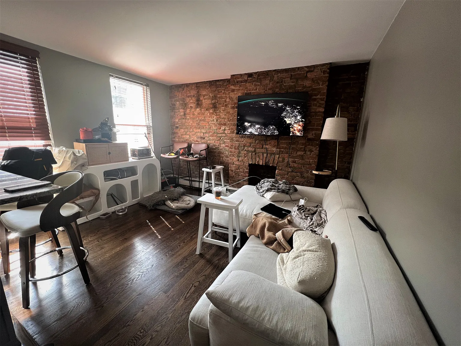 2 bed, $3,400 — Photo 4