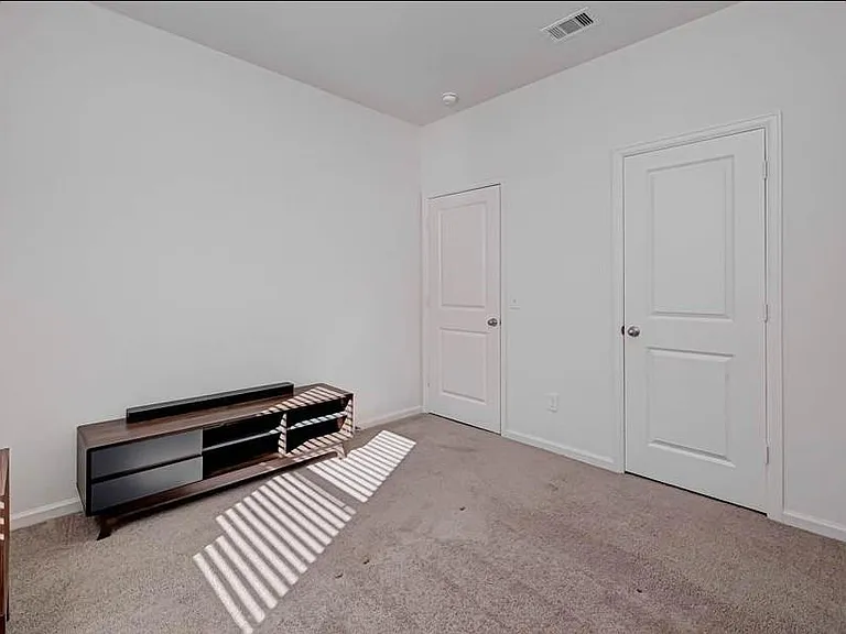 10133 Pappas Dr — Photo 23