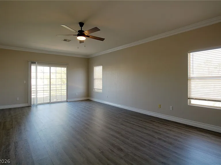 7613 Mooring Ave — Photo 15