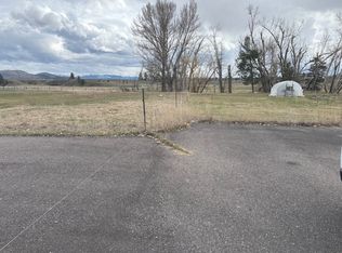 567 Ambrose Creek Rd, Stevensville, MT 59870