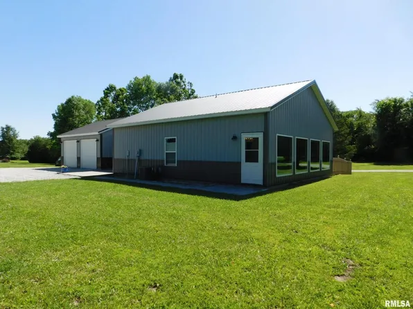 3440 Lazy Acre Rd, Salem, IL 62881