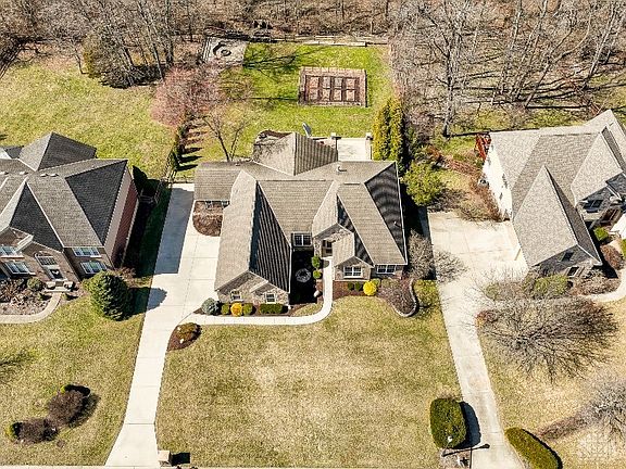 2nd image of 791 Ascot Dr