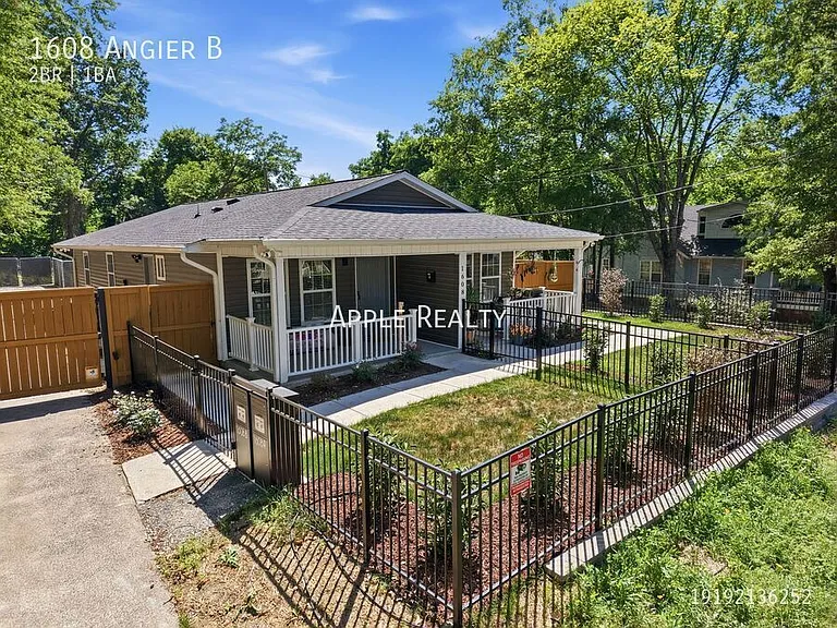 1608 Angier Ave #B — Photo 4