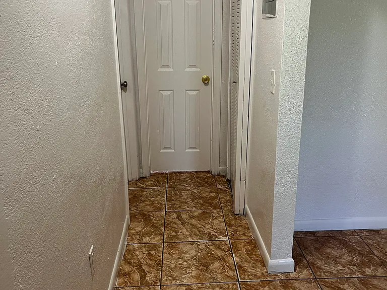 1355 NE 111th St #1 — Photo 38