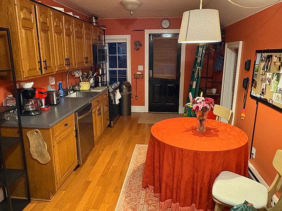 Recently remodeled kitchen with new sink and granite counter. All the usual appliances included.
Nice eat in table and seating, good lighting throughout.
Outside deck off of kitchen with seating and great views of the area.
Very secure.