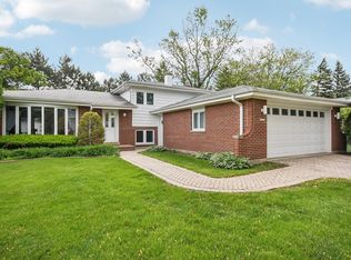 7913 Grant St, Darien, IL 60561