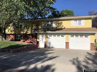 931 Dundee, Casper, WY 82609
