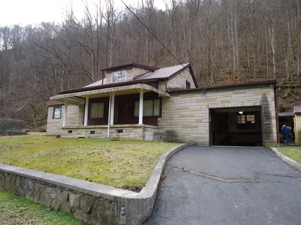 6540 Coal Heritage Rd, Iaeger, WV 24844