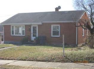 1220 Thomas Ave NW, Roanoke, VA 24017