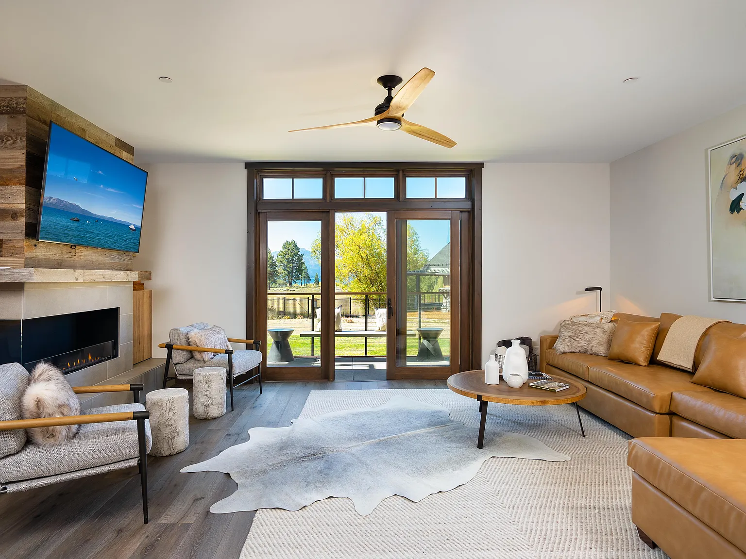 3 bed, 2310 sqft, $17,000 — Photo 1