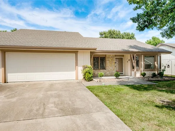 8310 E 190th St, Belton, MO 64012