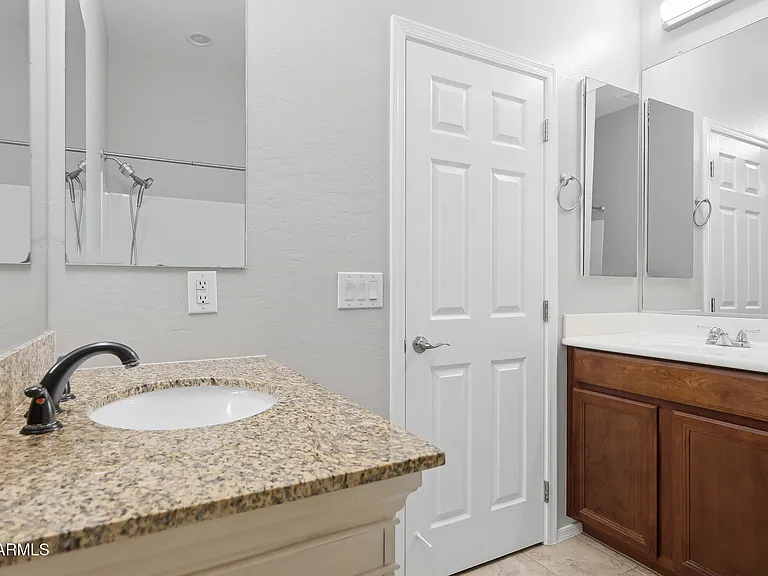 2418 W Red Range Way — Photo 21
