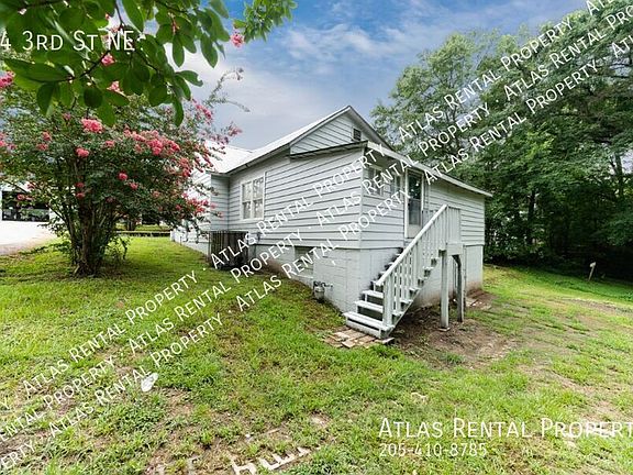 3rd image of 94 3rd St NE