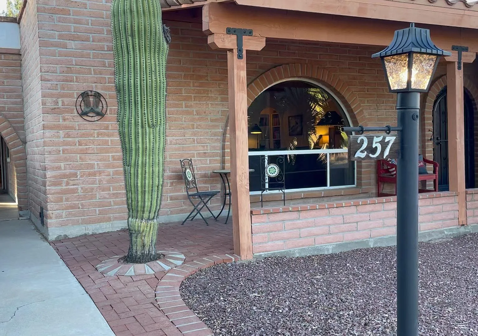 257 E Los Rincones — Photo 3
