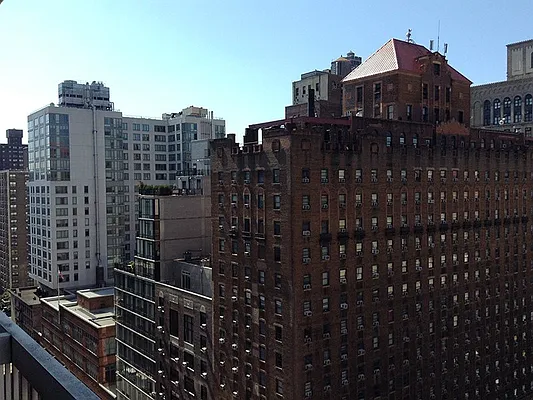 Rented by Sotheby's International Realty | media 19