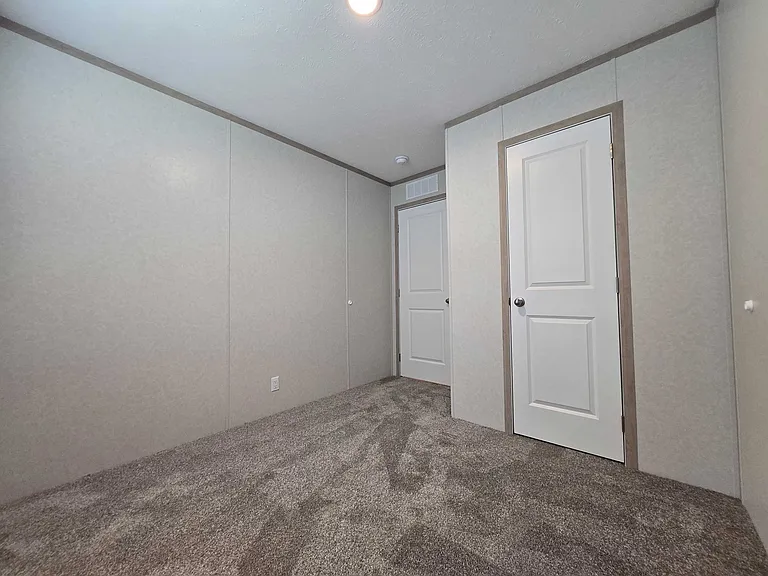 29800 Guilford Cir #288 — Photo 20