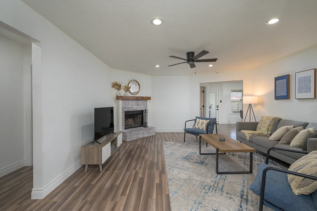 Photo 2 of 22 - 3802 Joshua Taylor Dr - Killeen, TX Building Photo - 3802 Joshua Taylor Dr