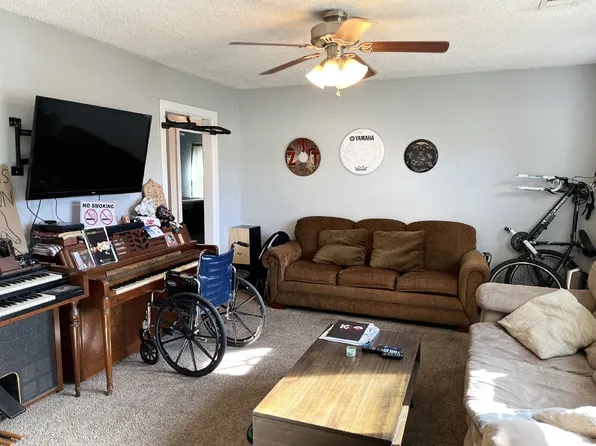 1724 28th St, Lubbock, TX 79411