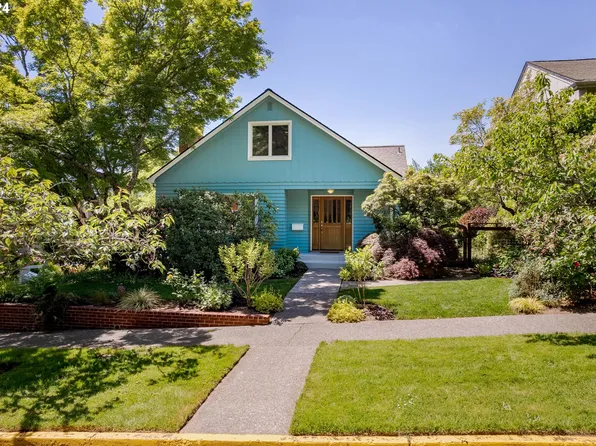 2288 Potter St, Eugene, OR 97405
