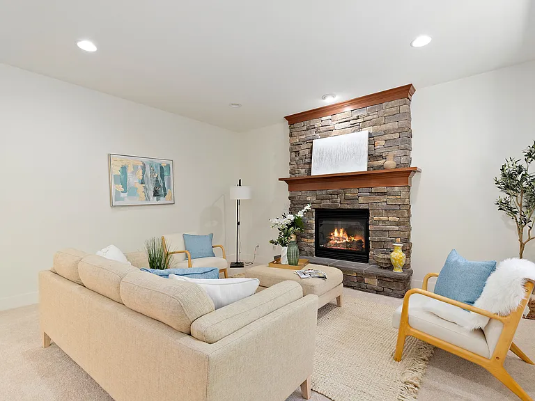 23115 36th Dr SE — Photo 20