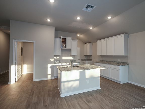 2nd image of 5218 Topaz Bend
