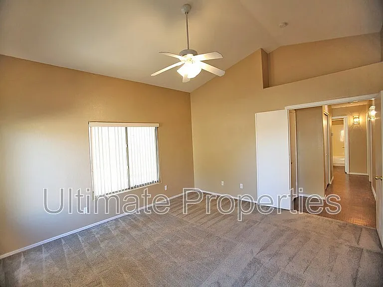 8570 W Rue De Lamour — Photo 19