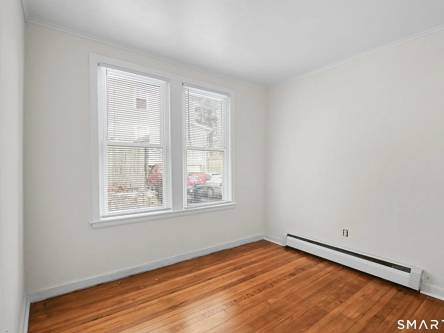 2 bed, 1.0 bath, 2240 sqft, $1,600 — Photo 4