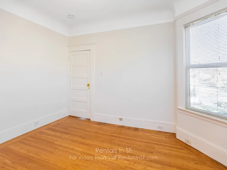 107 Woolsey St — Photo 4