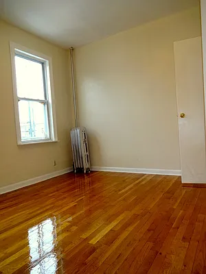 Rented by Ferson Associates LLC | media 35