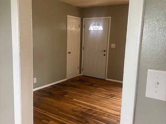 5th image of 2605 Vienna Rd