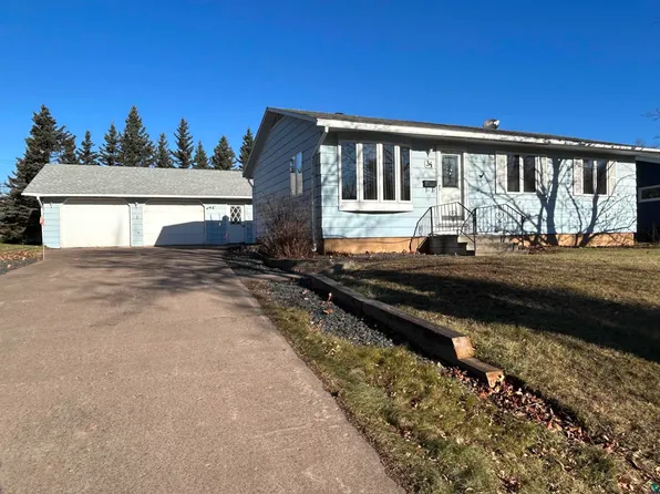 34 Law Dr, Silver Bay, MN 55614