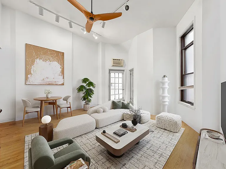 167 W 73rd St #4 — Photo 3