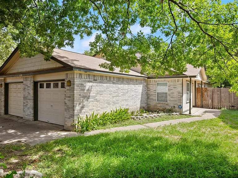 13309 Saddlebrook Trl #A — Photo 17