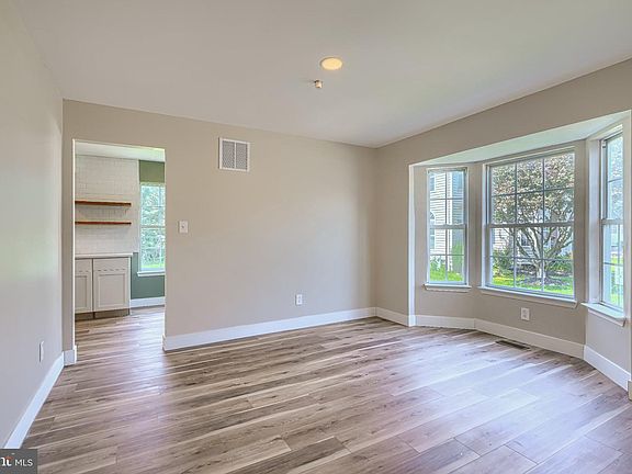 4th image of 1340 Salonica Pl