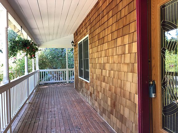 wrap around porch