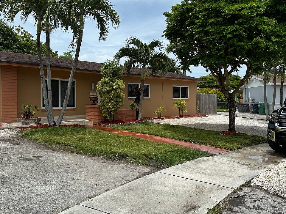 1st image of 9591 SW 9th Ter