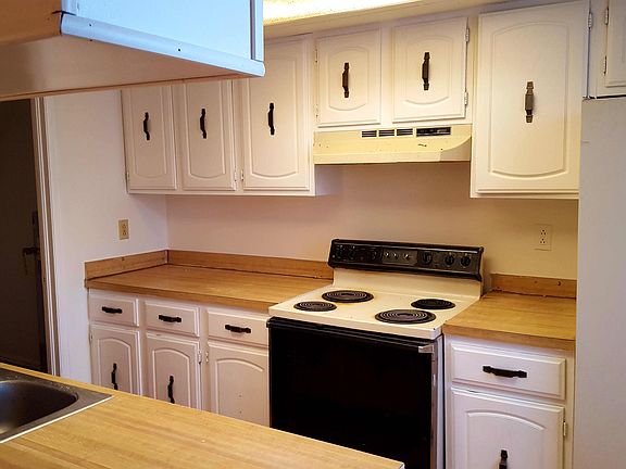 2nd image of 180 Gamble Ln