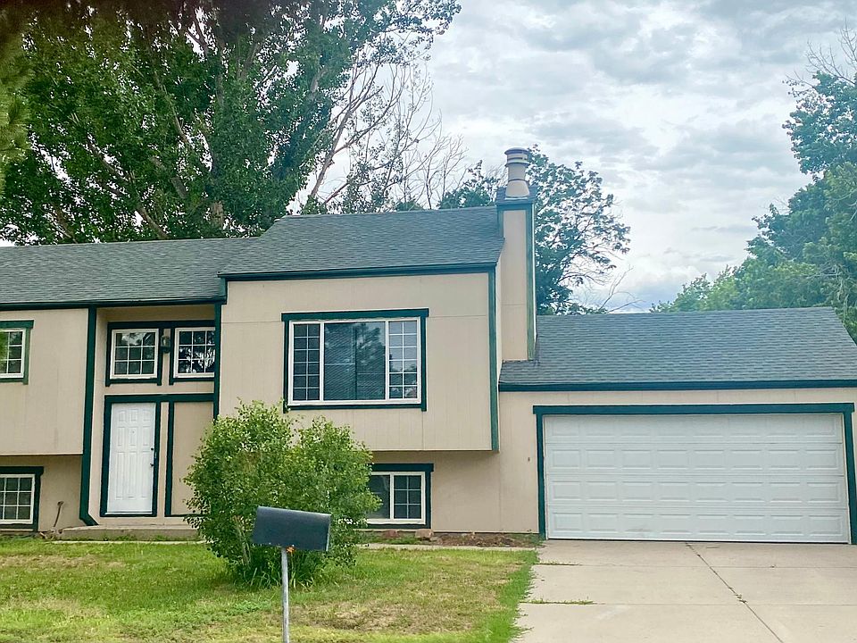 1st image of 13 Wallflower Ct