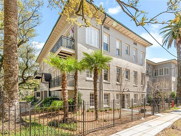 3rd image of 3820 Saint Charles Ave #204